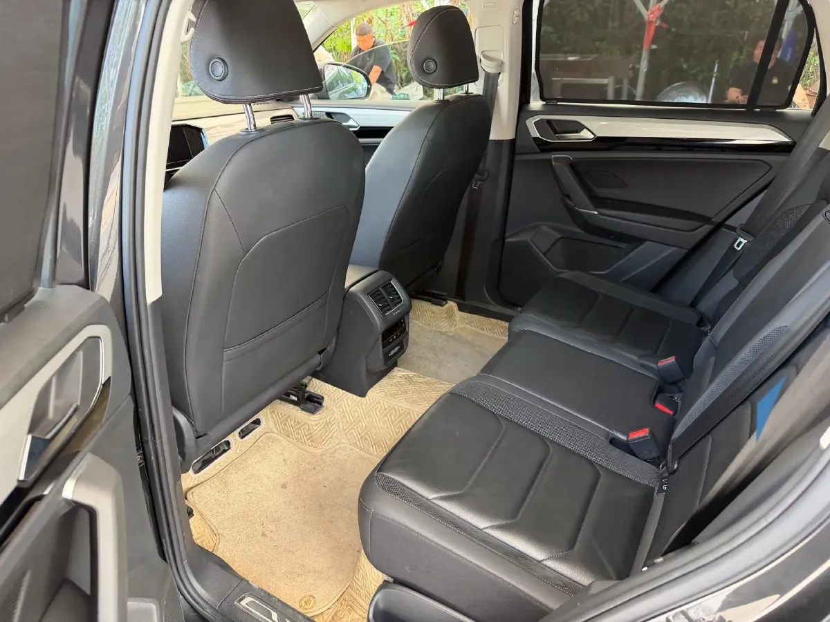 2020 Volkswagen Tayron 2.0T 186HP L4 7DCT,autocango,china used car exporter,china ev exporter,chinese used car exporter,chinese used ev exporter