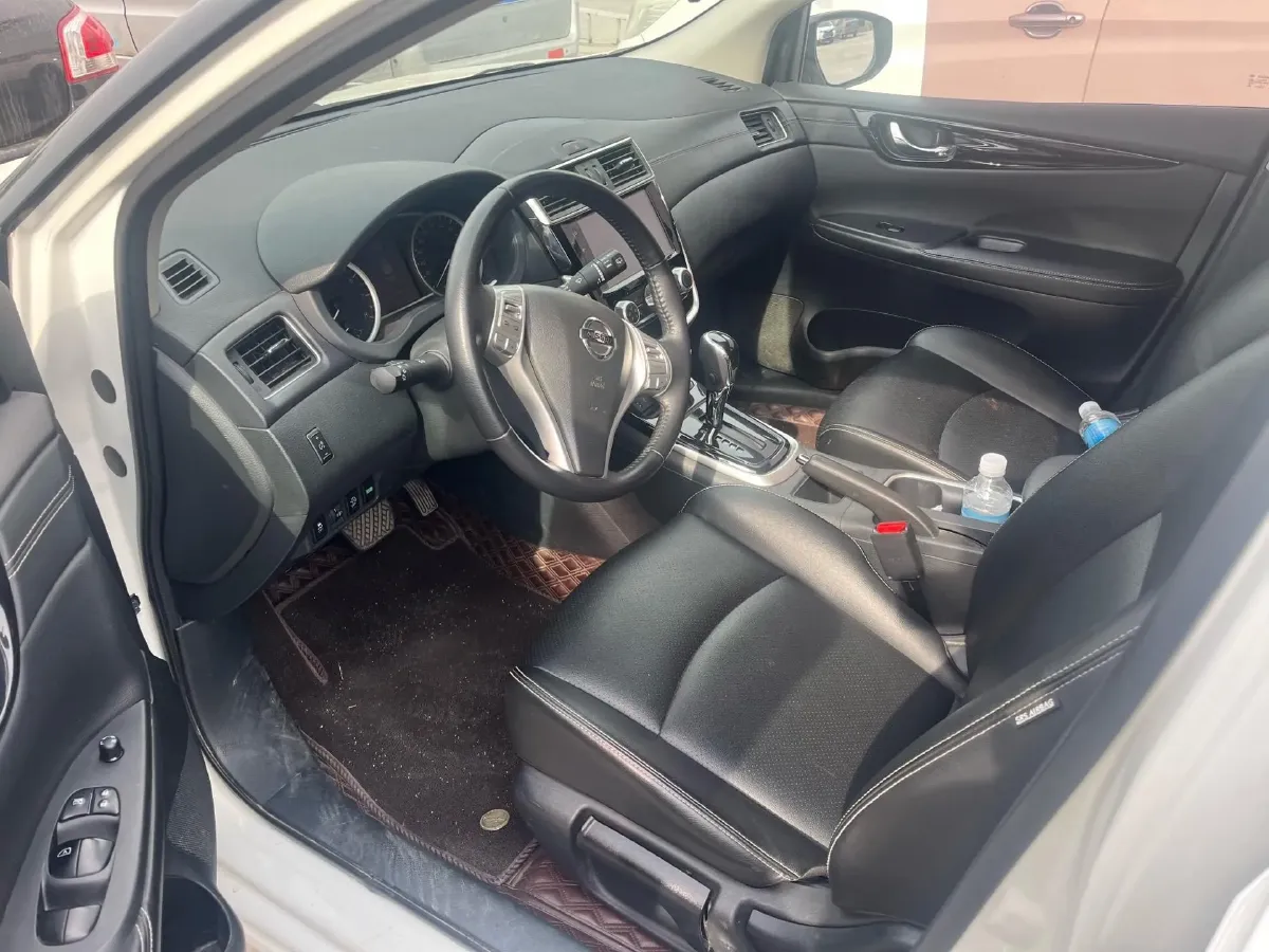 2021 Nissan Tiida 1.6L 122HP L4 CVT,autocango,china used car exporter,china ev exporter,chinese used car exporter,chinese used ev exporter