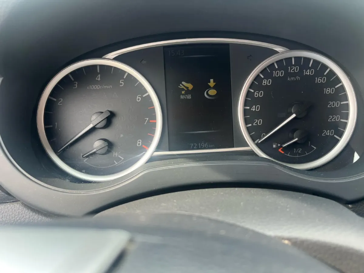 2021 Nissan Tiida 1.6L 122HP L4 CVT,autocango,china used car exporter,china ev exporter,chinese used car exporter,chinese used ev exporter