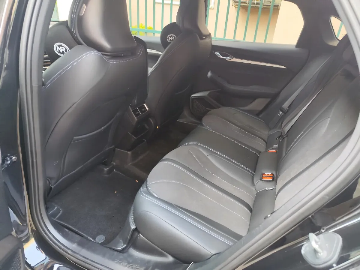 2025 Geely Preface 2.0T 238HP L4 8AT,autocango,china used car exporter,china ev exporter,chinese used car exporter,chinese used ev exporter