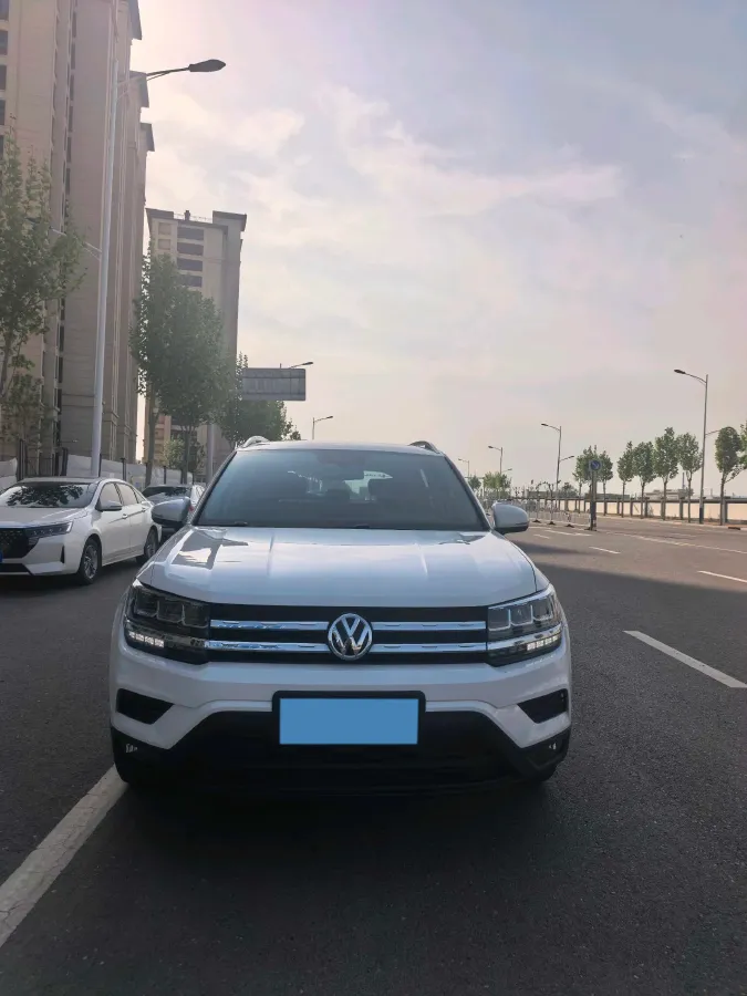 2020 Volkswagen Tharu 1.4T 150HP L4 7DCT,autocango,china used car exporter,china ev exporter,chinese used car exporter,chinese used ev exporter