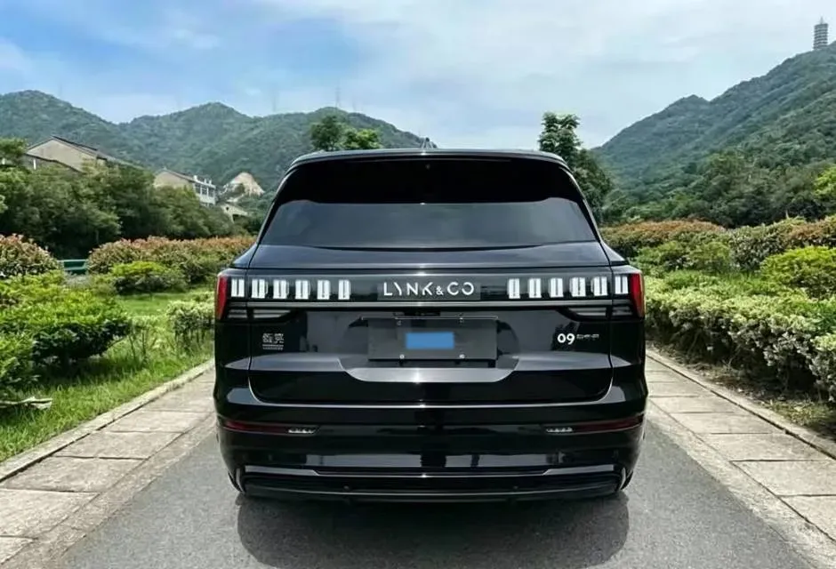 2023 LYNK&CO 09 EM-P 2.0T 254HP L4 3DHT PHEV 40.1KWH,autocango,china used car exporter,china ev exporter,chinese used car exporter,chinese used ev exporter