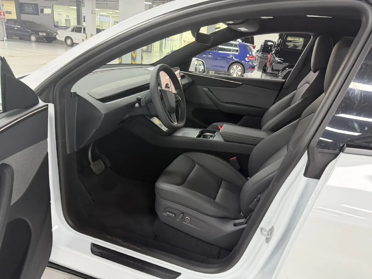 2026 Tesla Model Y BEV,autocango,china used car exporter,china ev exporter,chinese used car exporter,chinese used ev exporter