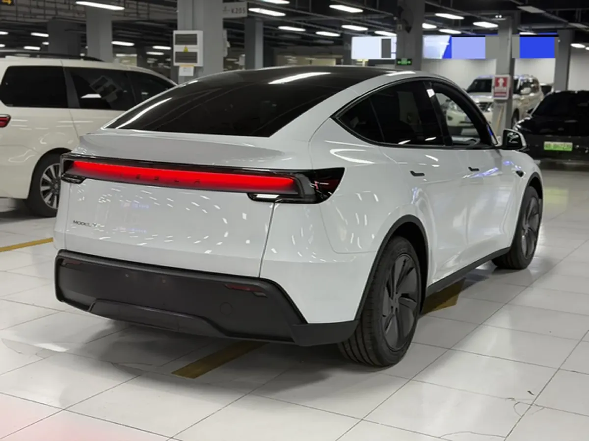 2026 Tesla Model Y BEV,autocango,china used car exporter,china ev exporter,chinese used car exporter,chinese used ev exporter
