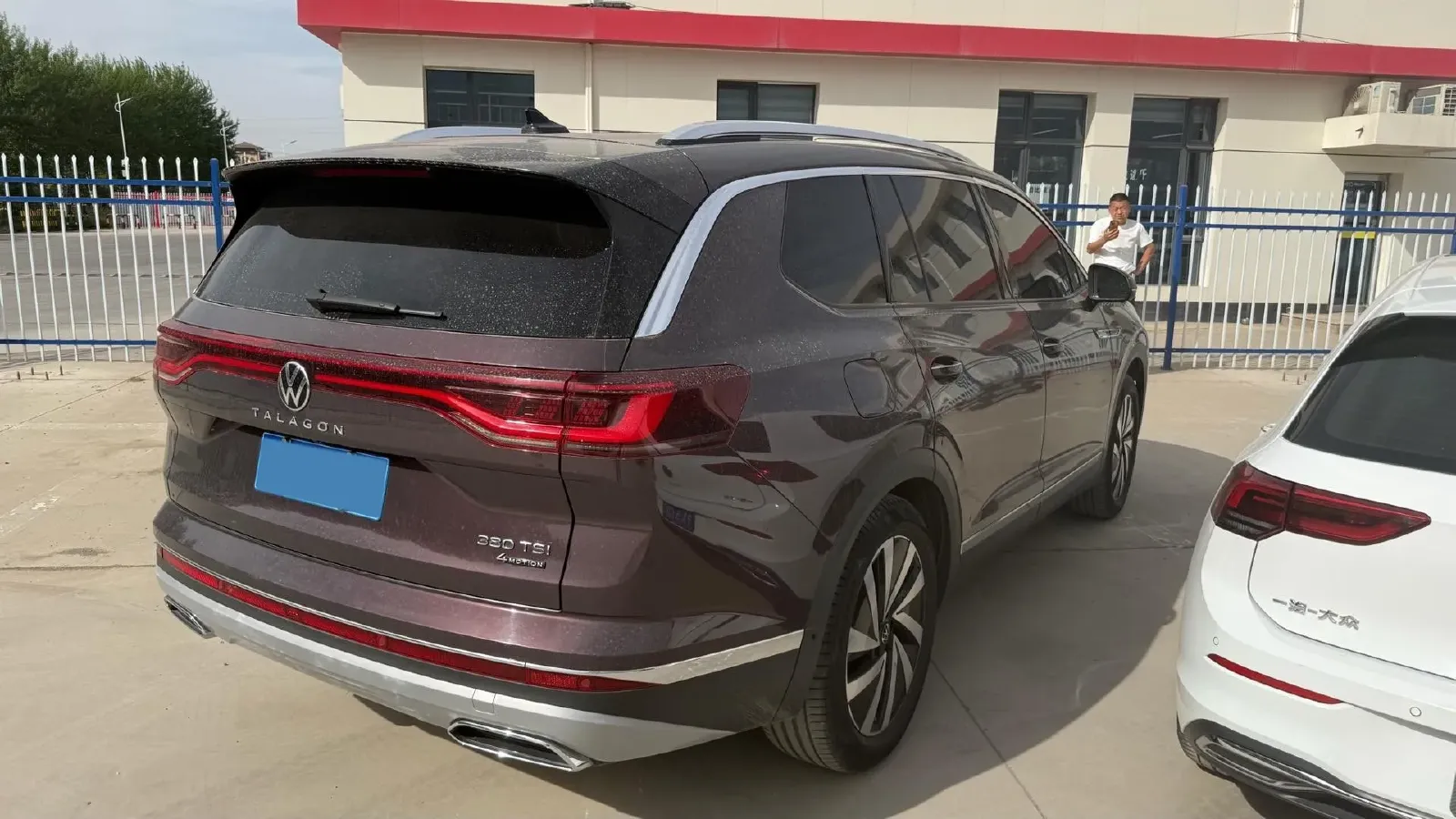 2021 Volkswagen Talagon 2.0T 220HP L4 7DCT,autocango,china used car exporter,china ev exporter,chinese used car exporter,chinese used ev exporter