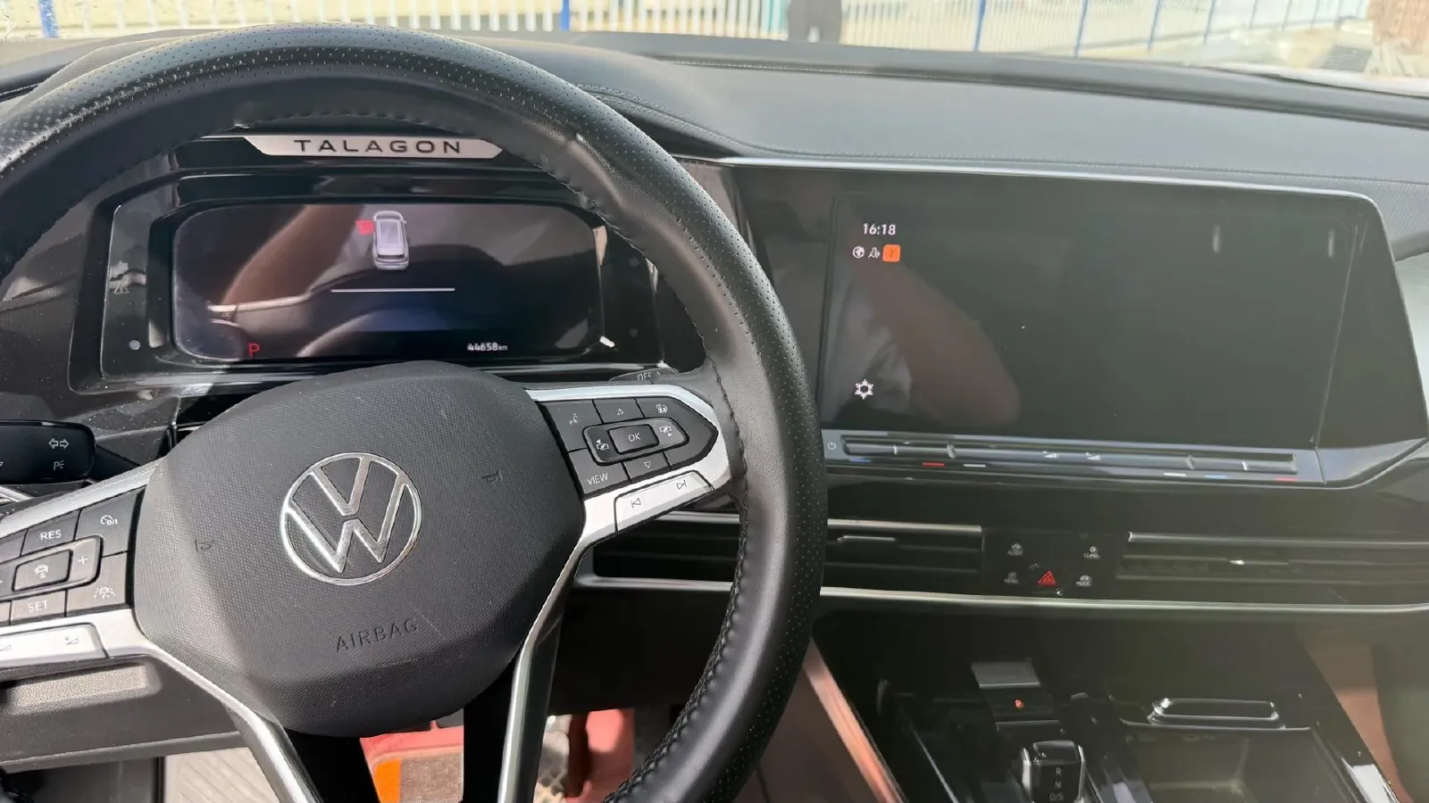 2021 Volkswagen Talagon 2.0T 220HP L4 7DCT,autocango,china used car exporter,china ev exporter,chinese used car exporter,chinese used ev exporter