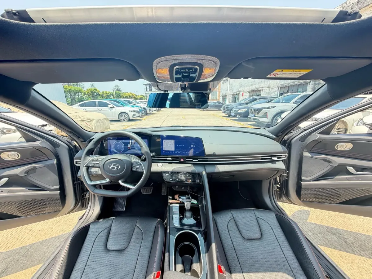 2023 Hyundai Elantra 1.5L 115HP L4 CVT,autocango,china used car exporter,china ev exporter,chinese used car exporter,chinese used ev exporter