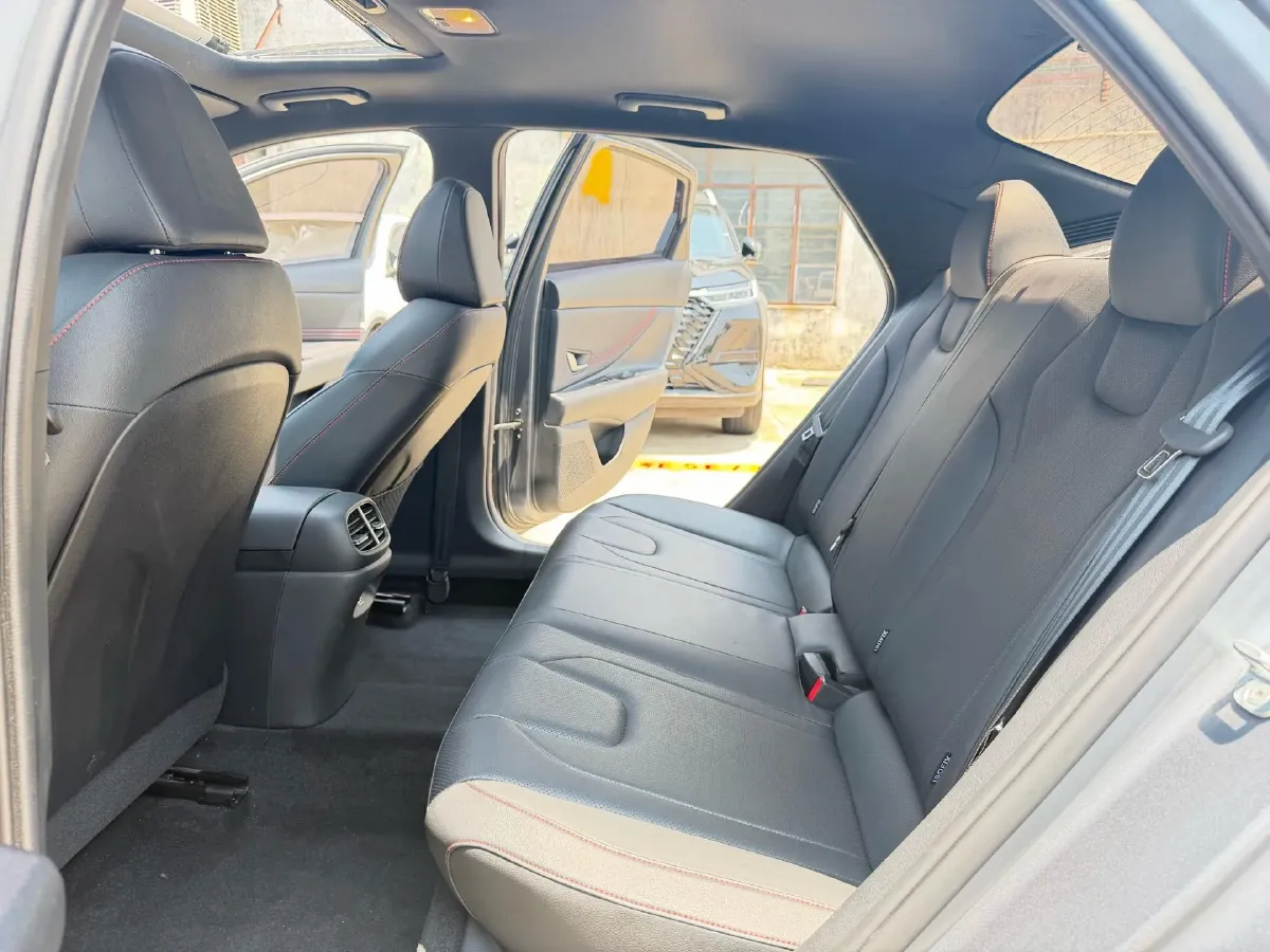 2023 Hyundai Elantra 1.5L 115HP L4 CVT,autocango,china used car exporter,china ev exporter,chinese used car exporter,chinese used ev exporter