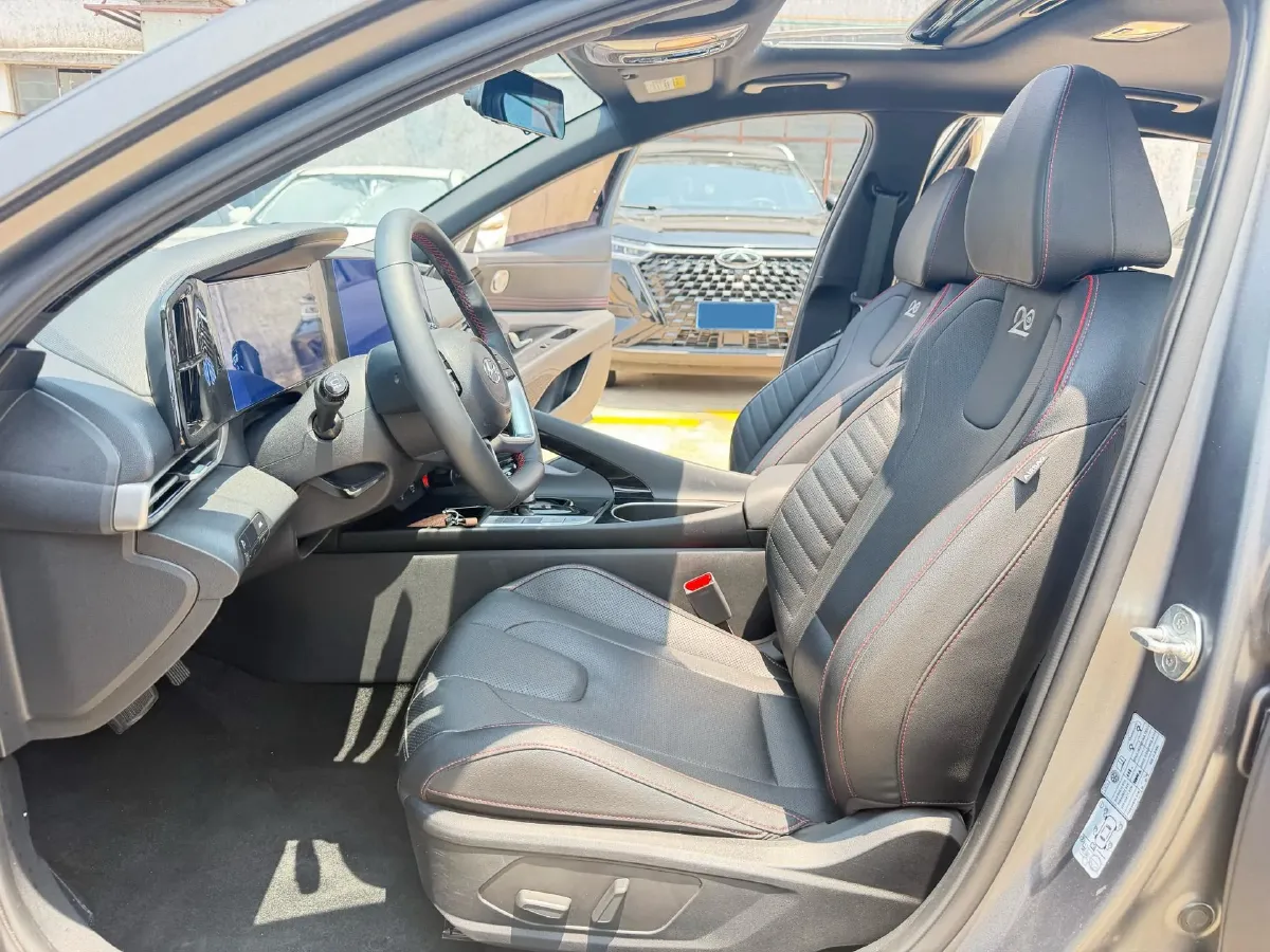 2023 Hyundai Elantra 1.5L 115HP L4 CVT,autocango,china used car exporter,china ev exporter,chinese used car exporter,chinese used ev exporter