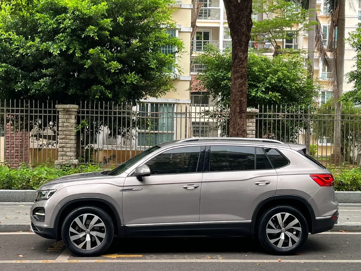 2020 Volkswagen Tayron 2.0T 186HP L4 7DCT,autocango,china used car exporter,china ev exporter,chinese used car exporter,chinese used ev exporter