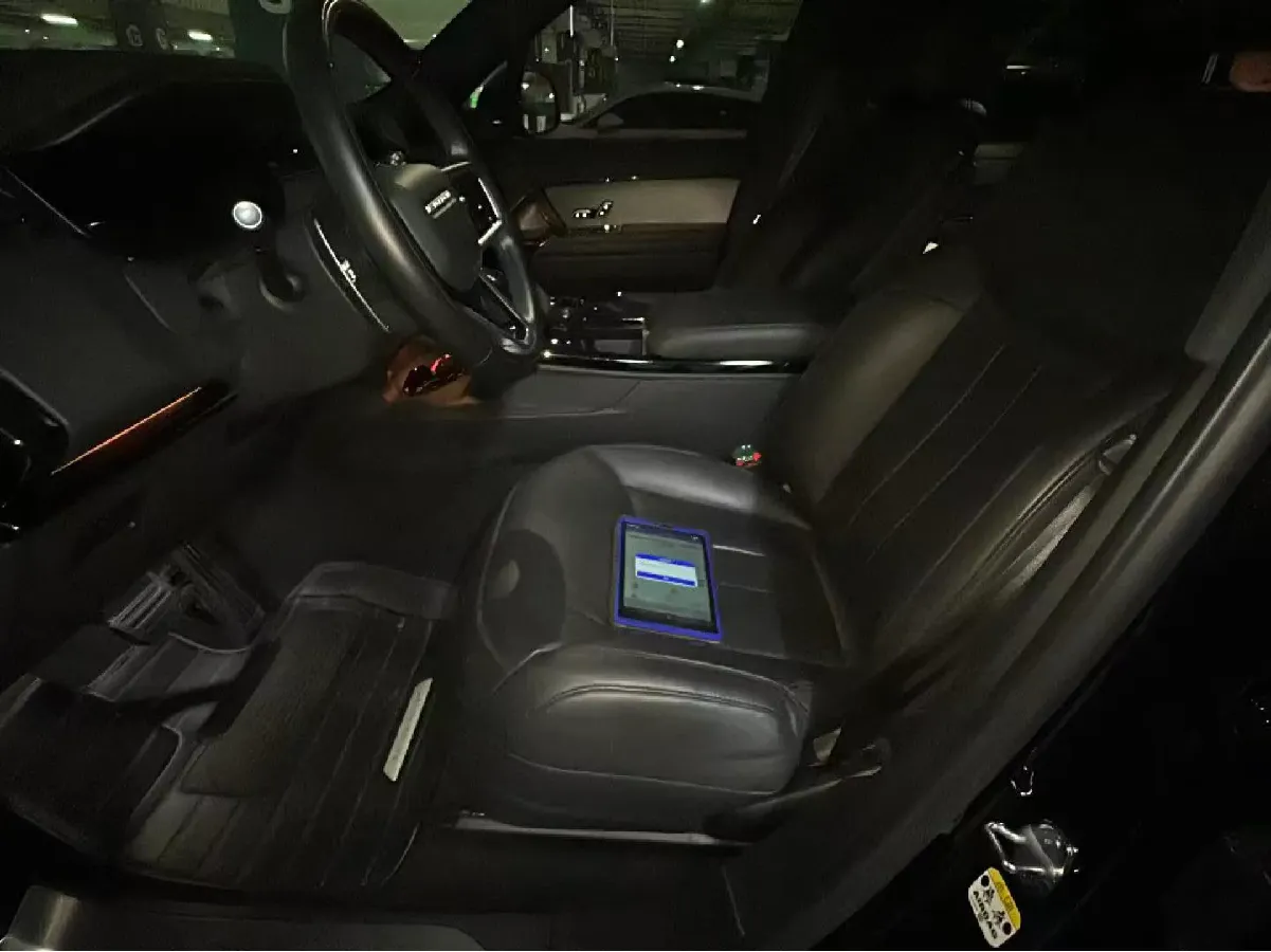 2023 Land Rover Range Rover Sport 3.0T 360HP L6 8AT,autocango,china used car exporter,china ev exporter,chinese used car exporter,chinese used ev exporter