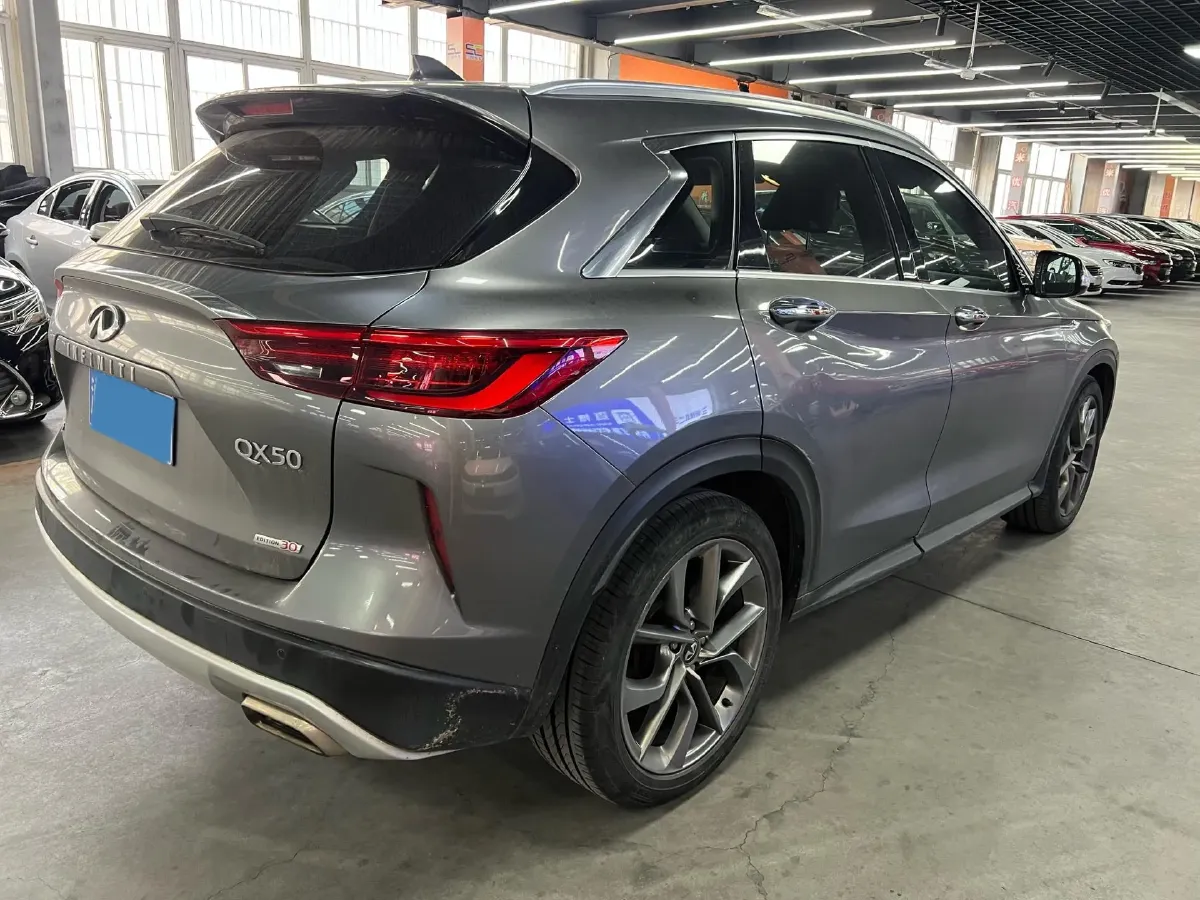 2020 Infiniti QX50 2.0T 272HP L4 CVT,autocango,china used car exporter,china ev exporter,chinese used car exporter,chinese used ev exporter