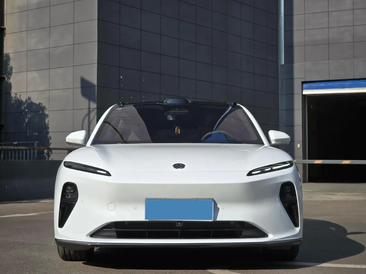 2024 NIO ET5T BEV 75KWH,autocango,china used car exporter,china ev exporter,chinese used car exporter,chinese used ev exporter