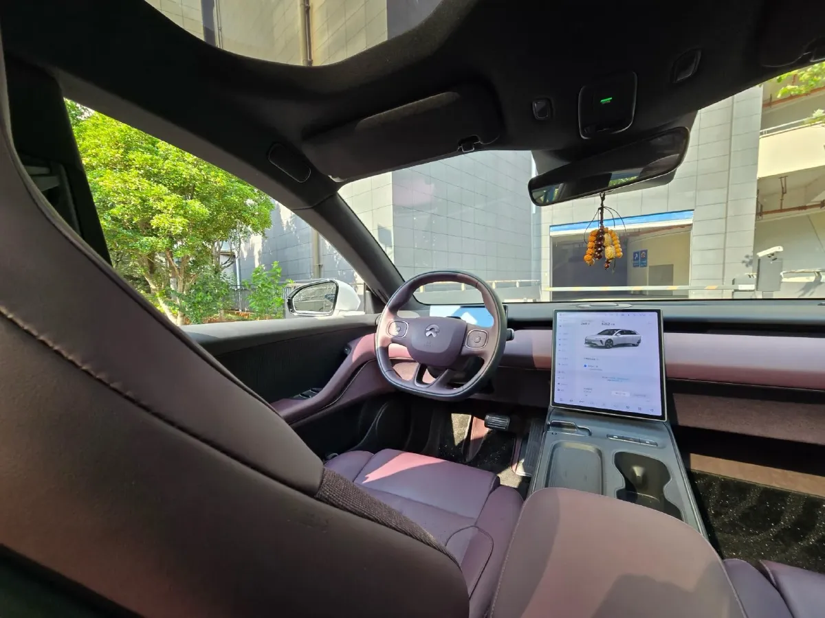 2024 NIO ET5T BEV 75KWH,autocango,china used car exporter,china ev exporter,chinese used car exporter,chinese used ev exporter