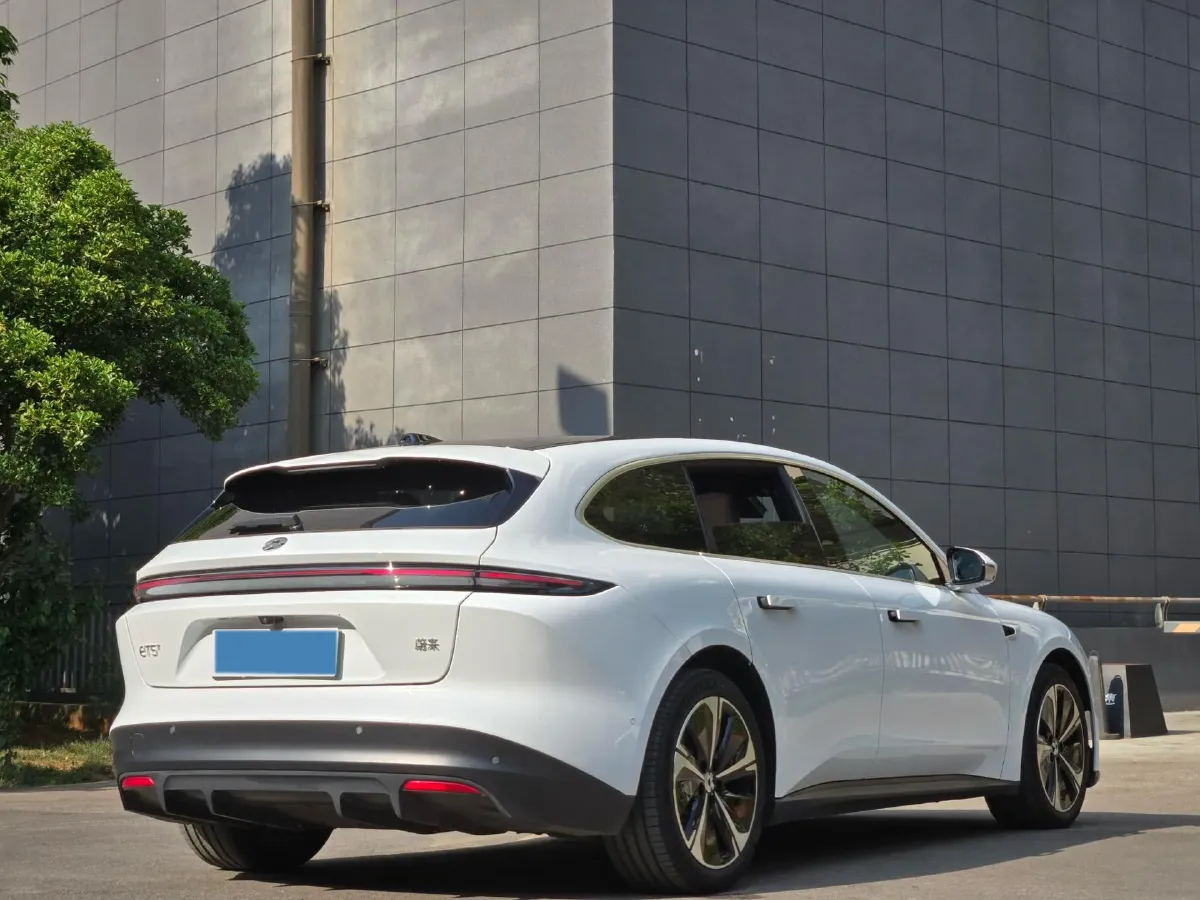 2024 NIO ET5T BEV 75KWH,autocango,china used car exporter,china ev exporter,chinese used car exporter,chinese used ev exporter