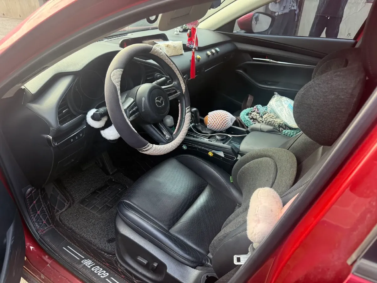 2020 Mazda 3 Axela 2.0L 158HP L4 6AT,autocango,china used car exporter,china ev exporter,chinese used car exporter,chinese used ev exporter