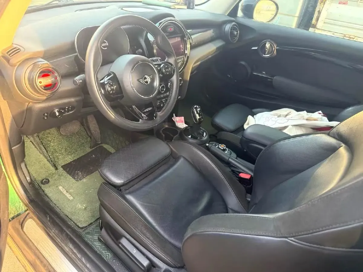 2021 MINI MINI 1.5T 136HP L3 7DCT,autocango,china used car exporter,china ev exporter,chinese used car exporter,chinese used ev exporter