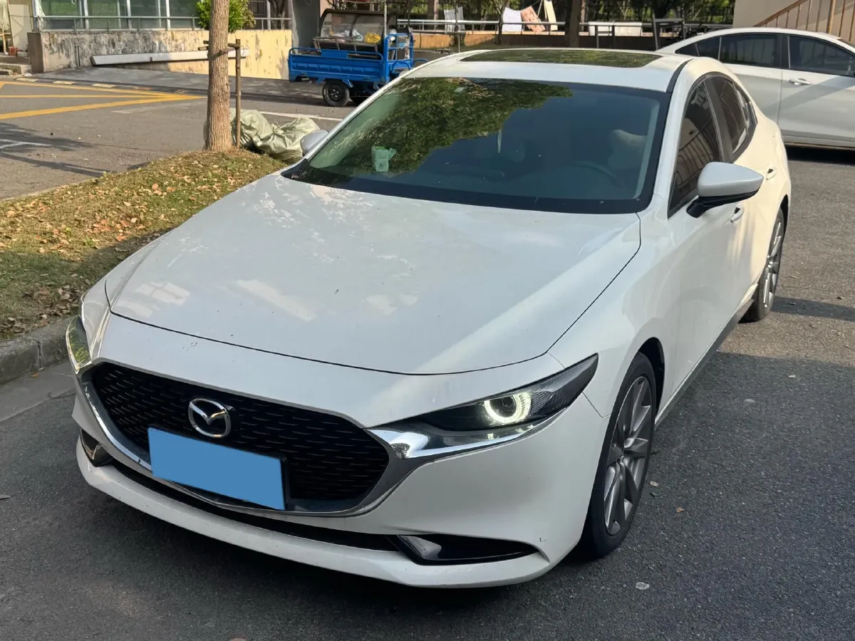 2021 Mazda 3 Axela 2.0L 158HP L4 6AT,autocango,china used car exporter,china ev exporter,chinese used car exporter,chinese used ev exporter