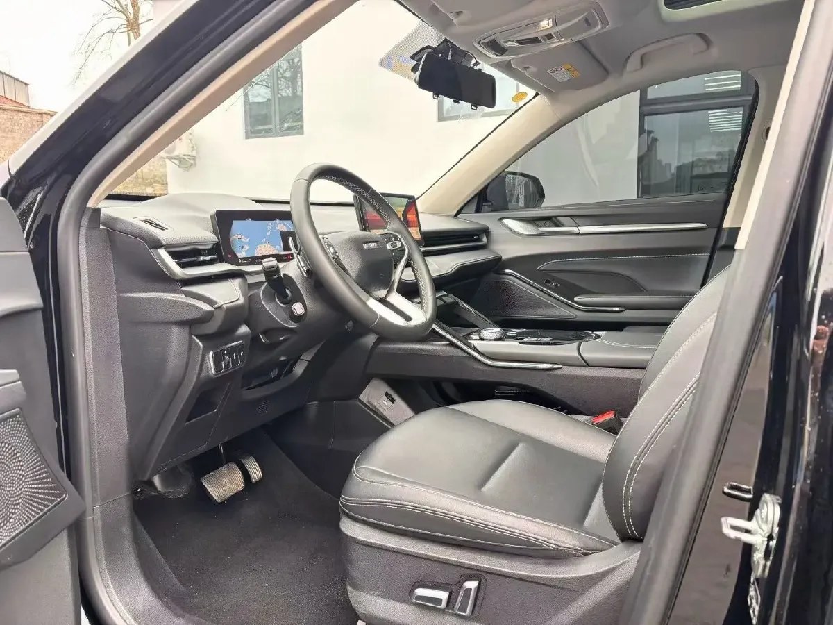 2022 Haval H6 1.5T 184HP L4 7DCT,autocango,china used car exporter,china ev exporter,chinese used car exporter,chinese used ev exporter