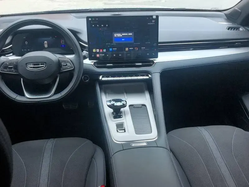 2026 Geely Preface 2.0T 272HP L4 8AT,autocango,china used car exporter,china ev exporter,chinese used car exporter,chinese used ev exporter