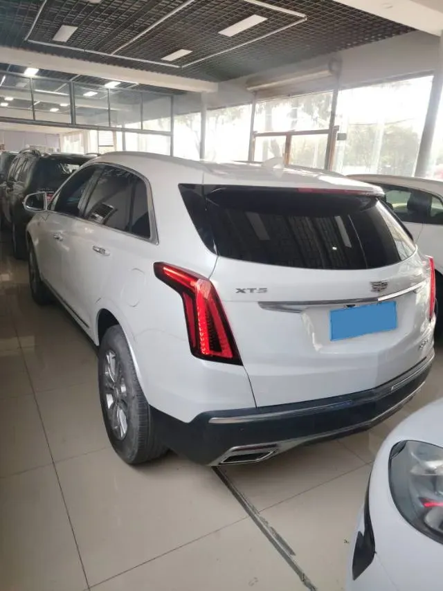 2021 Cadillac XT5 2.0T 237HP L4 9AT,autocango,china used car exporter,china ev exporter,chinese used car exporter,chinese used ev exporter