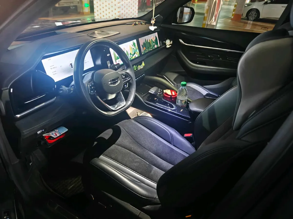 2024 Geely Monjaro 2.0T 238HP L4 8AT,autocango,china used car exporter,china ev exporter,chinese used car exporter,chinese used ev exporter