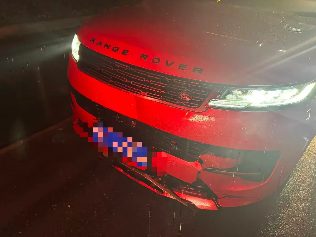 2023 Land Rover Range Rover Sport 3.0T 400HP L6 8AT,autocango,china used car exporter,china ev exporter,chinese used car exporter,chinese used ev exporter