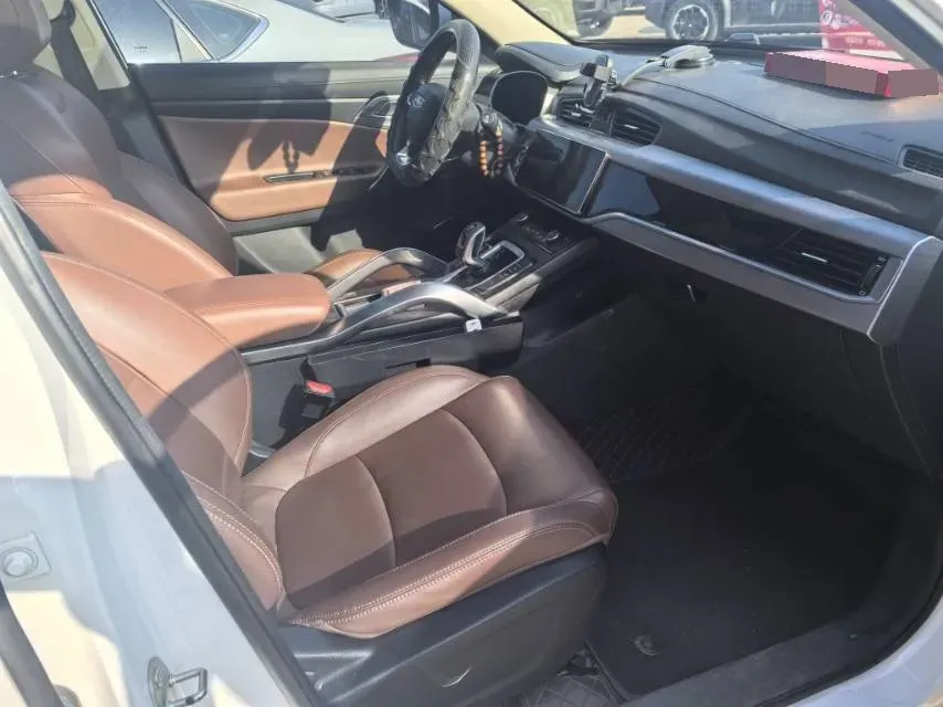 2021 Ford Escort 1.5L 122HP L3 6AT,autocango,china used car exporter,china ev exporter,chinese used car exporter,chinese used ev exporter