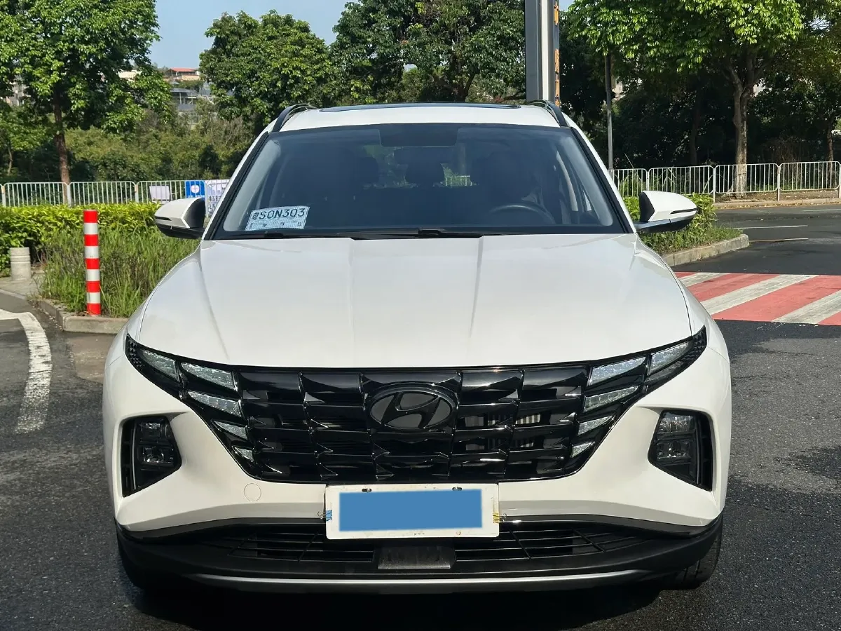 2023 Hyundai Tucson 1.5T 200HP L4 8AT,autocango,china used car exporter,china ev exporter,chinese used car exporter,chinese used ev exporter