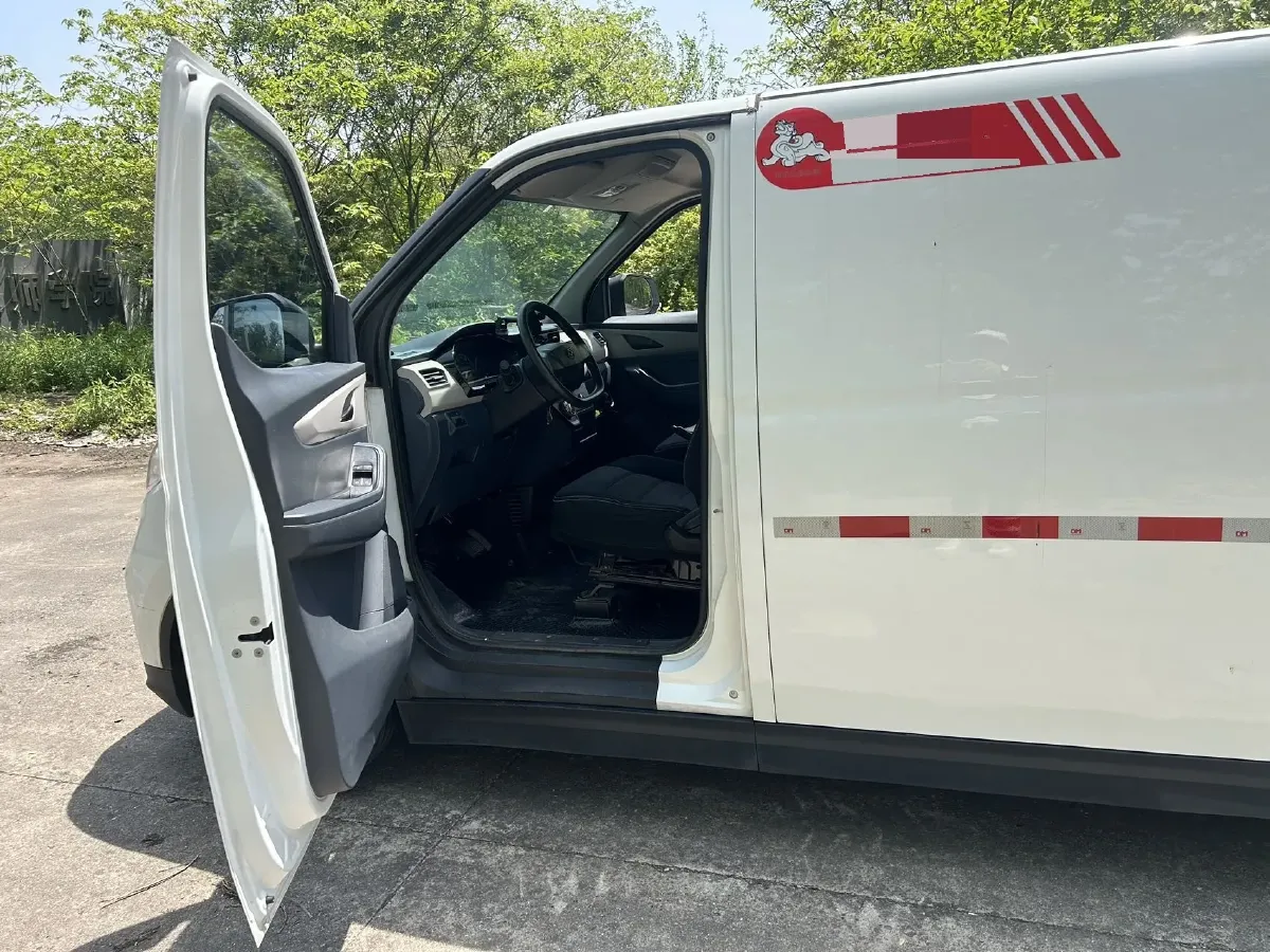 2023 MAXUS EV30 BEV 41.86KWH,autocango,china used car exporter,china ev exporter,chinese used car exporter,chinese used ev exporter