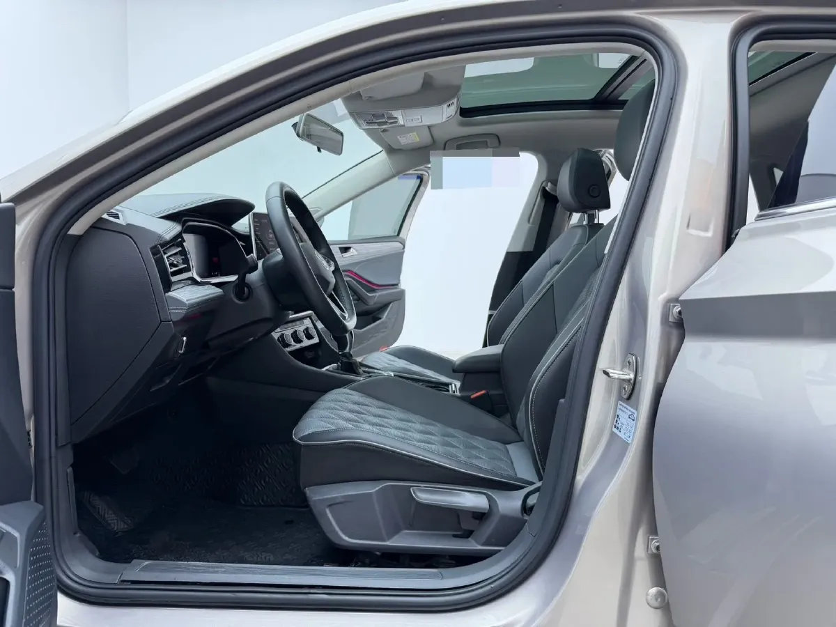 2023 Volkswagen Sagitar 1.4T 150HP L4 7DCT,autocango,china used car exporter,china ev exporter,chinese used car exporter,chinese used ev exporter