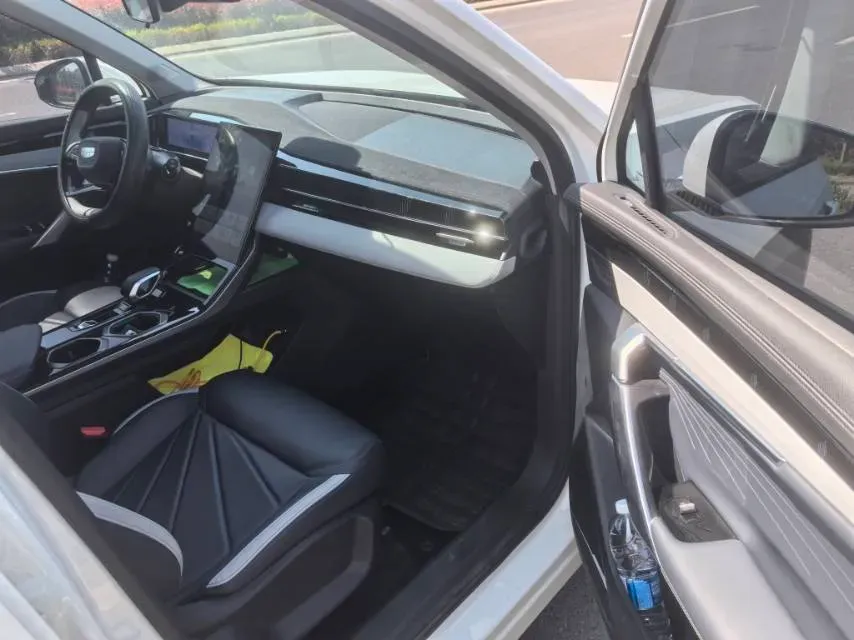 2023 Geely StarRay 1.5T 181HP L4 7DCT,autocango,china used car exporter,china ev exporter,chinese used car exporter,chinese used ev exporter