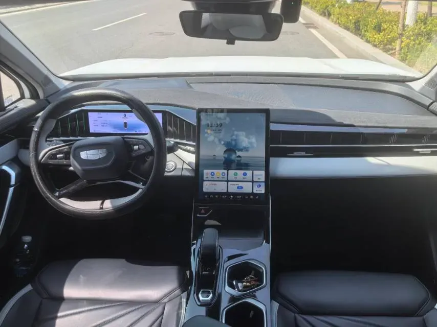2023 Geely StarRay 1.5T 181HP L4 7DCT,autocango,china used car exporter,china ev exporter,chinese used car exporter,chinese used ev exporter