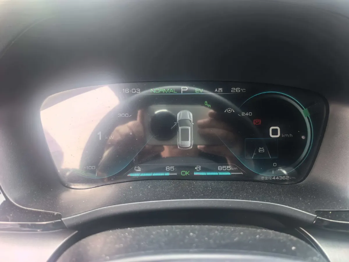 2022 Geely JiaJi 1.5T 177HP L3 7DCT PHEV 15.5KWH,autocango,china used car exporter,china ev exporter,chinese used car exporter,chinese used ev exporter