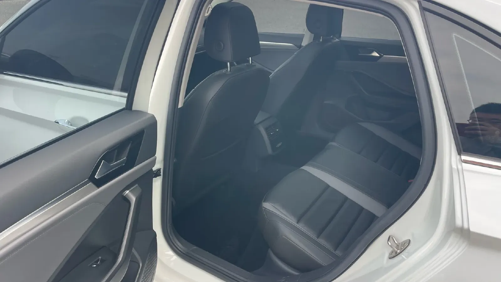 2021 Volkswagen Sagitar 1.4T 150HP L4 7DCT,autocango,china used car exporter,china ev exporter,chinese used car exporter,chinese used ev exporter