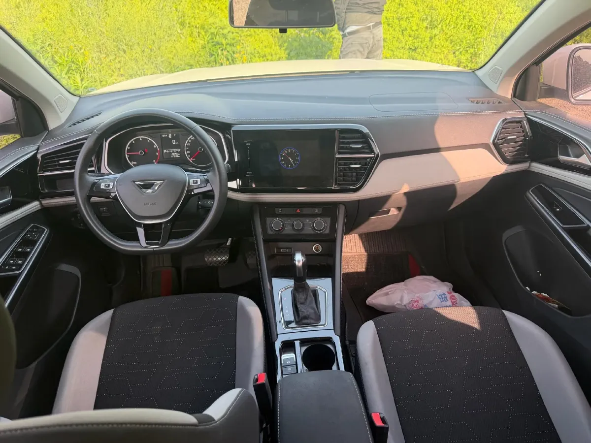 2023 Jetta VS5 1.4T 150HP L4 6AT,autocango,china used car exporter,china ev exporter,chinese used car exporter,chinese used ev exporter