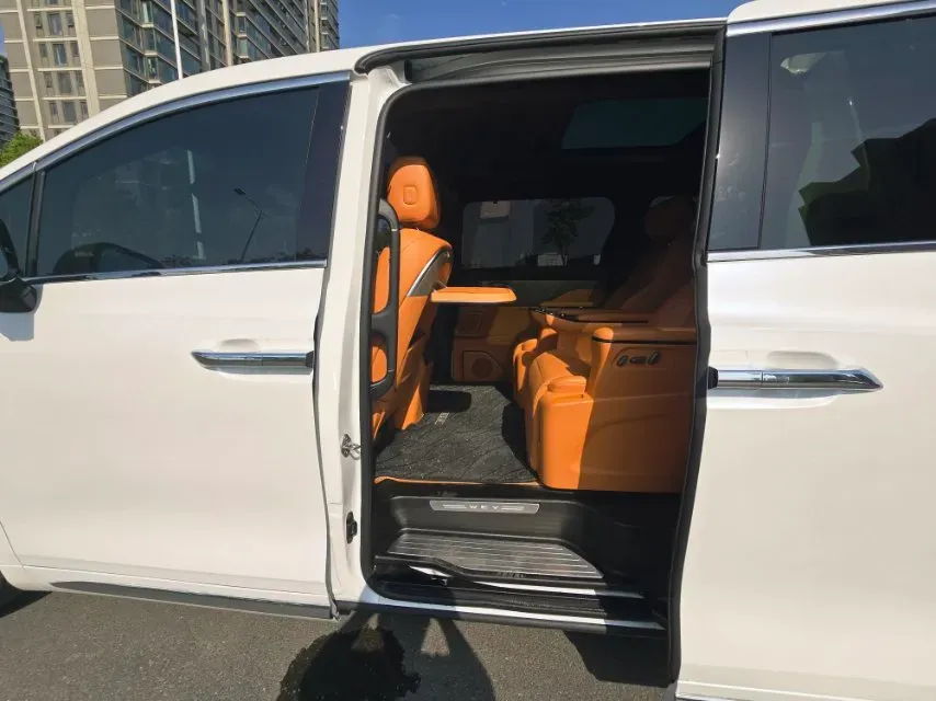 2025 WEY HighMountain 1.5T 170HP L4 4DHT PHEV,autocango,china used car exporter,china ev exporter,chinese used car exporter,chinese used ev exporter