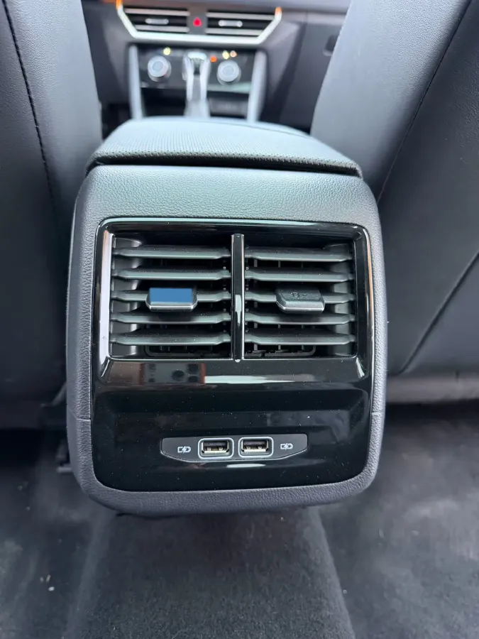 2023 Volkswagen Sagitar 1.4T 150HP L4 7DCT,autocango,china used car exporter,china ev exporter,chinese used car exporter,chinese used ev exporter