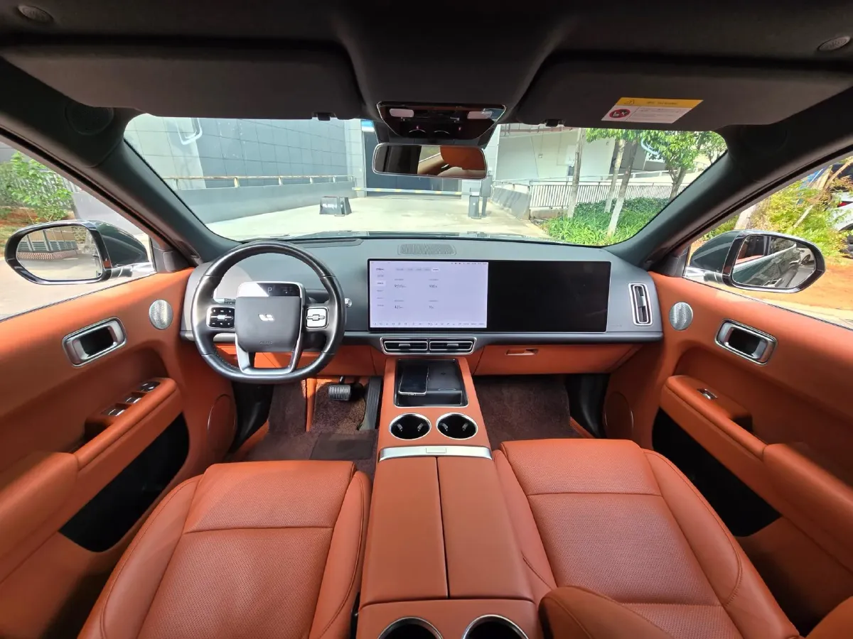 2023 Li L9 Range Extended 154HP REEV 42.6KWH,autocango,china used car exporter,china ev exporter,chinese used car exporter,chinese used ev exporter