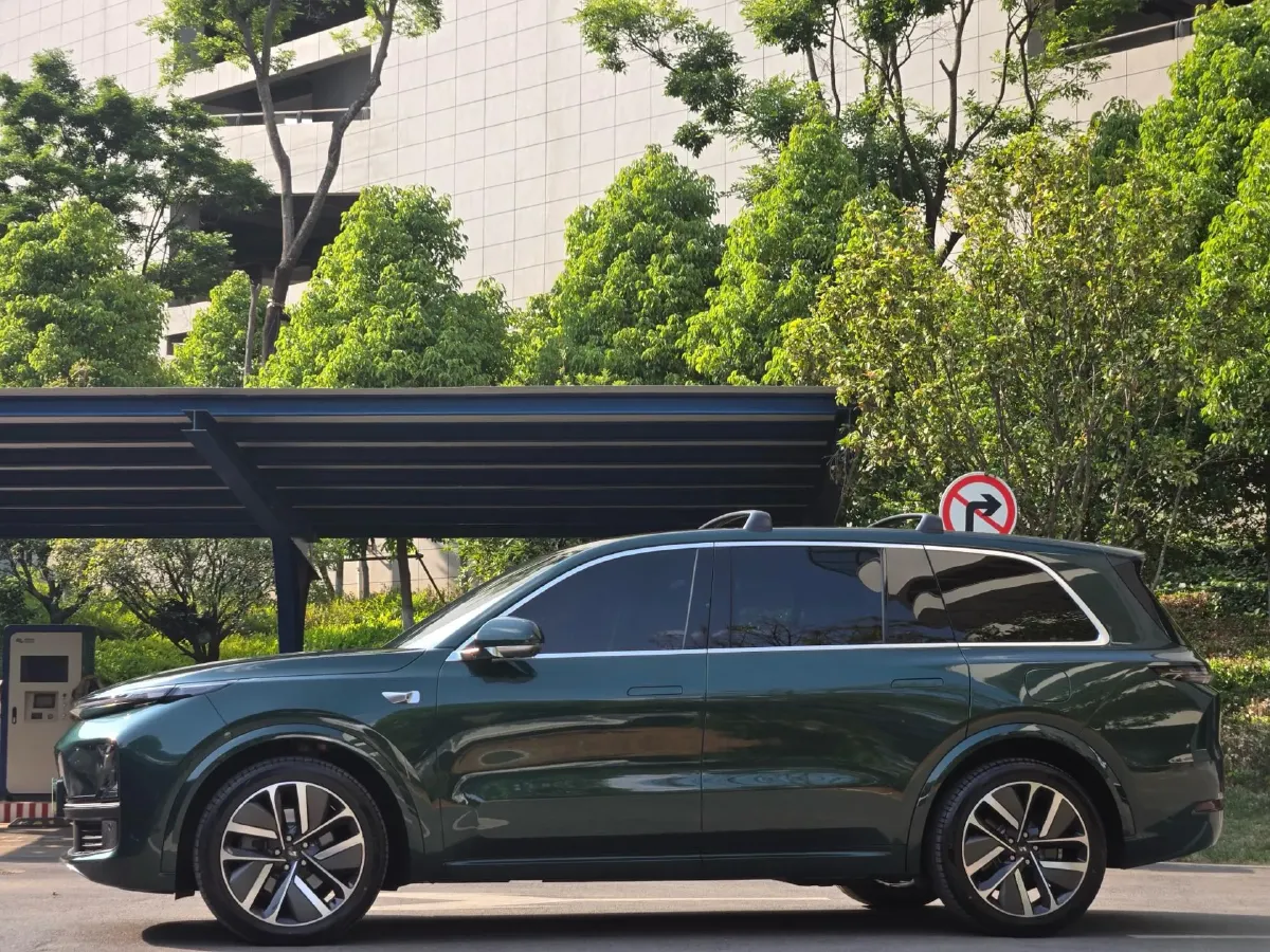 2023 Li L9 Range Extended 154HP REEV 42.6KWH,autocango,china used car exporter,china ev exporter,chinese used car exporter,chinese used ev exporter