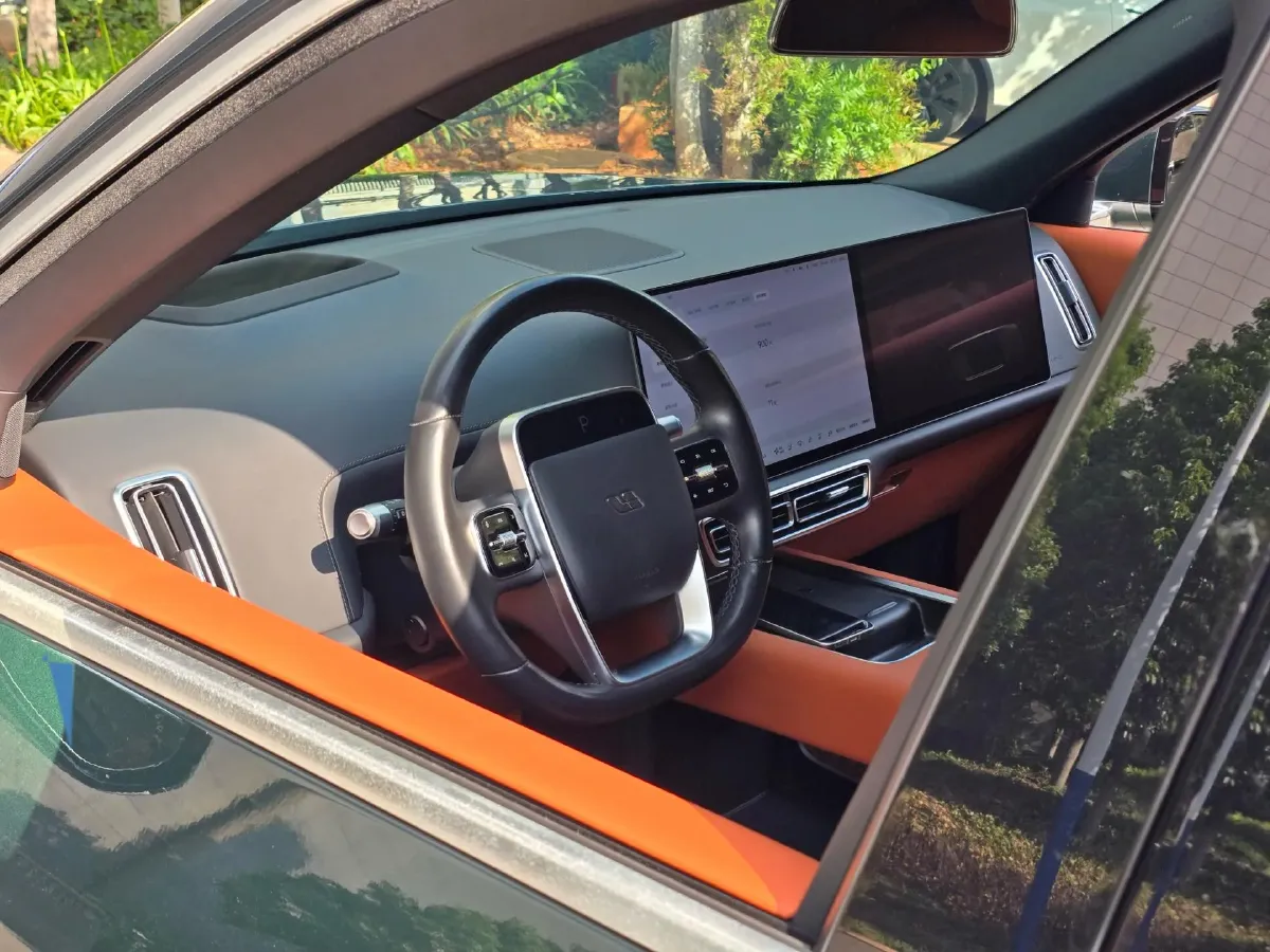 2023 Li L9 Range Extended 154HP REEV 42.6KWH,autocango,china used car exporter,china ev exporter,chinese used car exporter,chinese used ev exporter