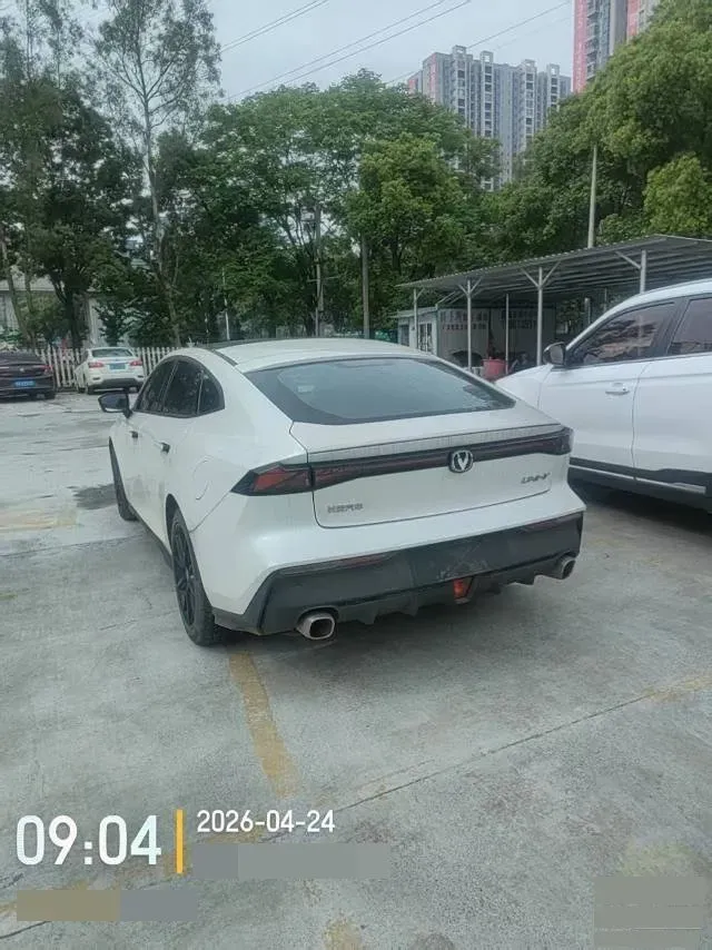 2022 ChangAn UNI-V 1.5T 188HP L4 7DCT,autocango,china used car exporter,china ev exporter,chinese used car exporter,chinese used ev exporter