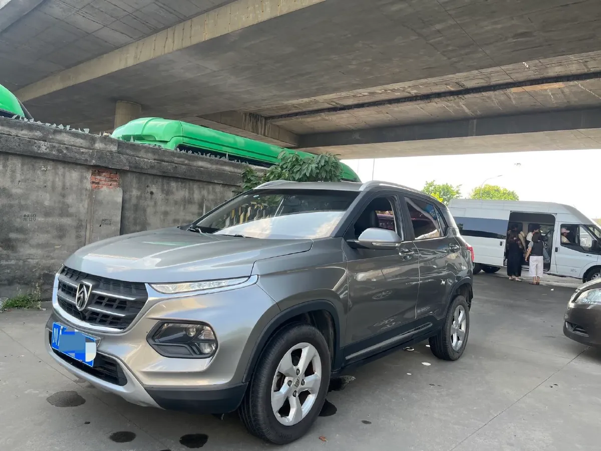 2017 BaoJun 510 1.5L 112HP L4 6MT,autocango,china used car exporter,china ev exporter,chinese used car exporter,chinese used ev exporter