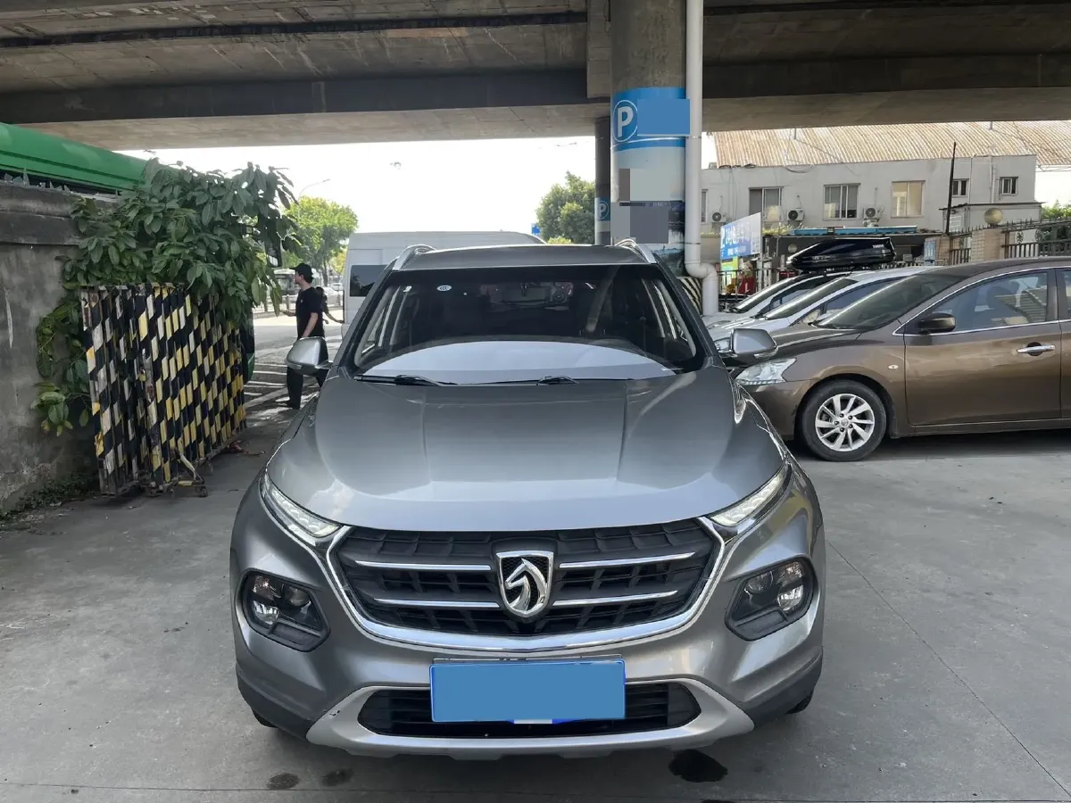 2017 BaoJun 510 1.5L 112HP L4 6MT,autocango,china used car exporter,china ev exporter,chinese used car exporter,chinese used ev exporter