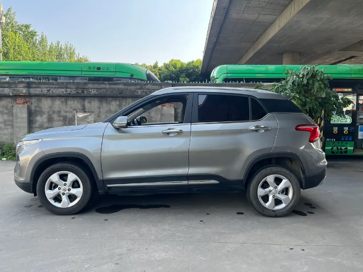 2017 BaoJun 510 1.5L 112HP L4 6MT,autocango,china used car exporter,china ev exporter,chinese used car exporter,chinese used ev exporter