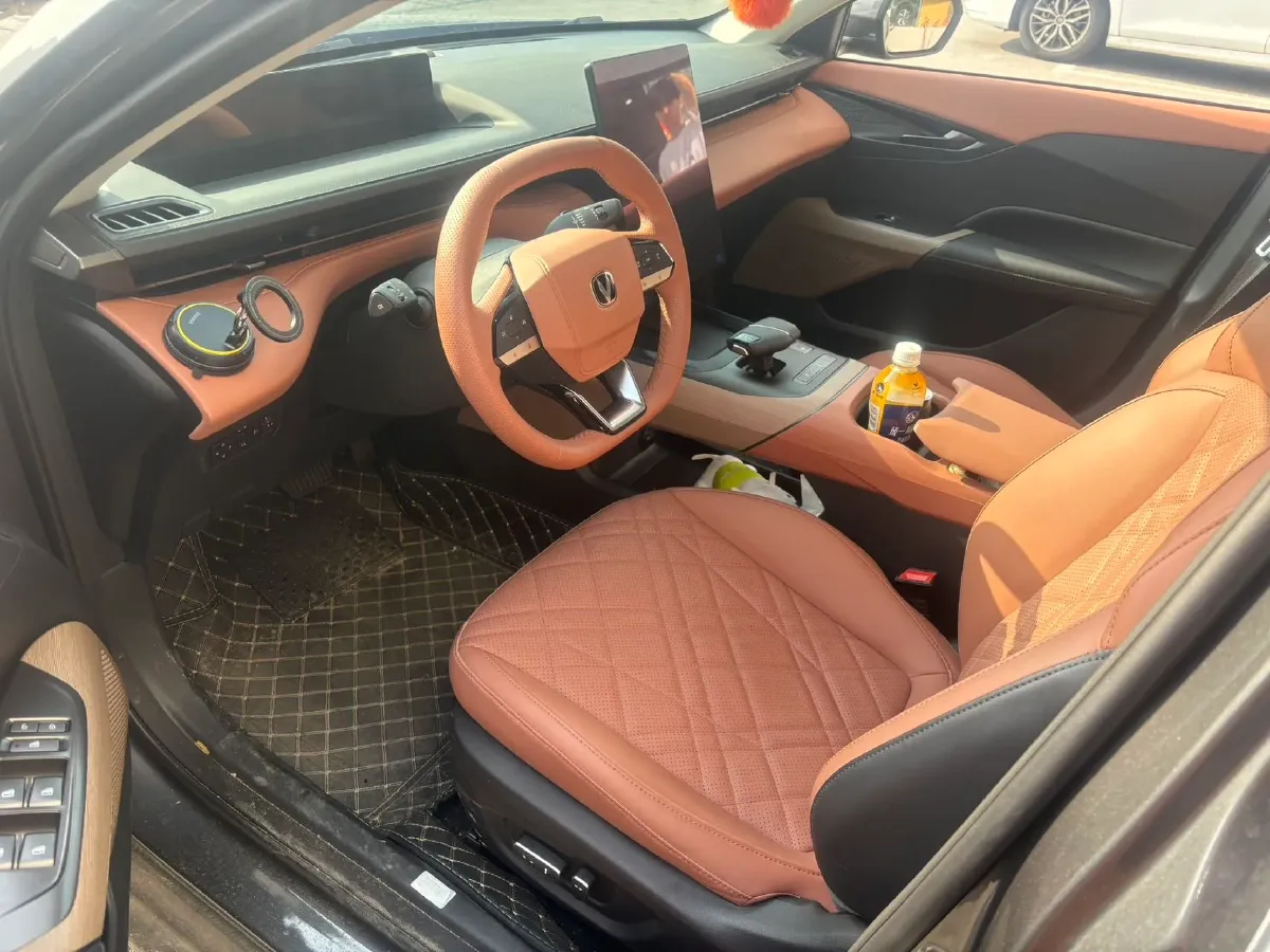 2025 ChangAn Eado 1.5T 192HP L4 7DCT,autocango,china used car exporter,china ev exporter,chinese used car exporter,chinese used ev exporter