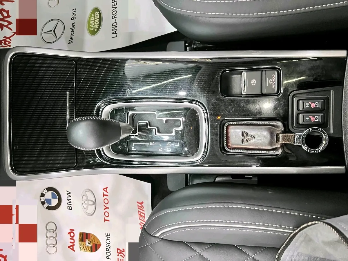 2021 Mitsubishi Outlander 2.0L 166HP L4 CVT,autocango,china used car exporter,china ev exporter,chinese used car exporter,chinese used ev exporter