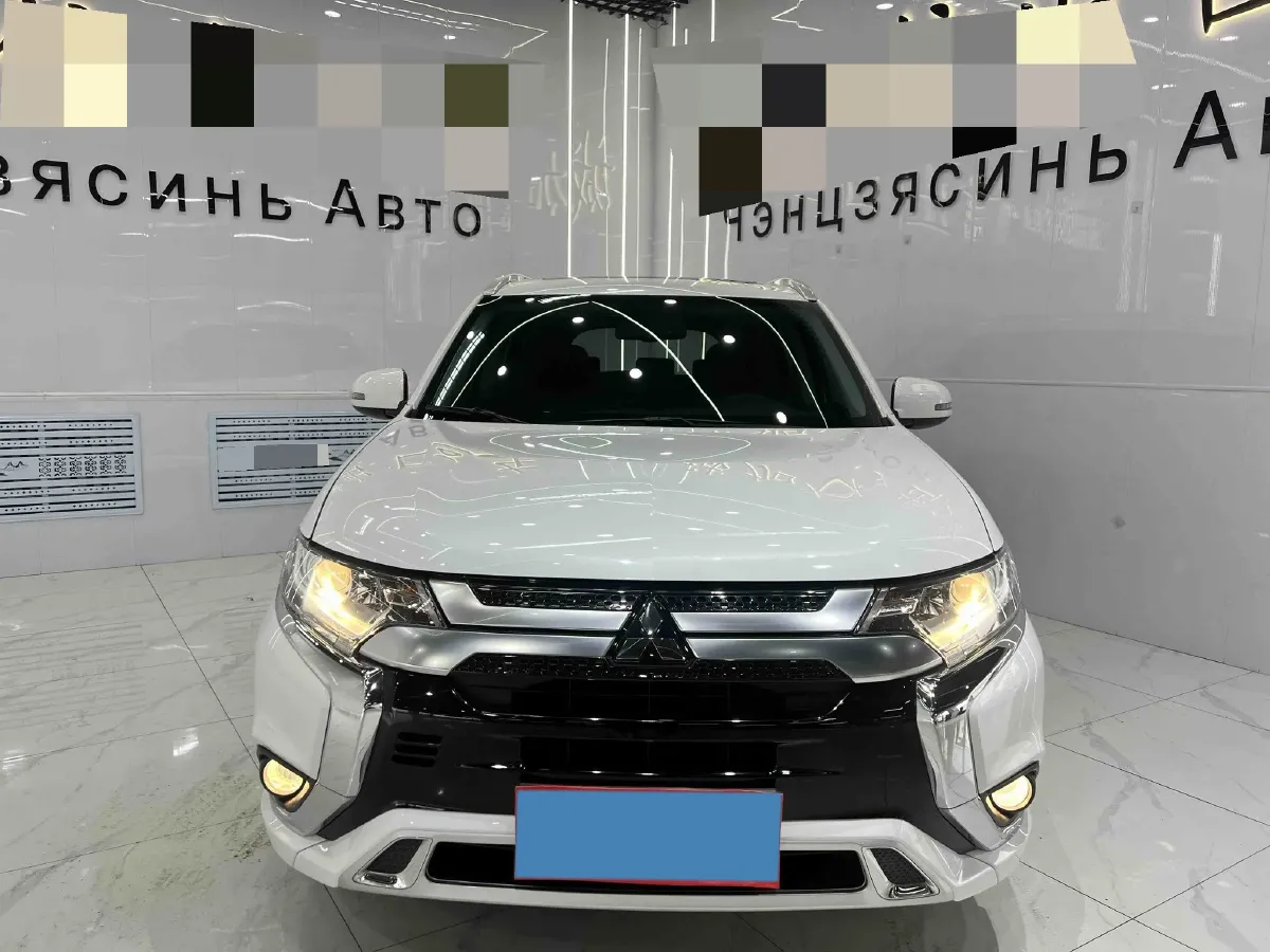 2021 Mitsubishi Outlander 2.0L 166HP L4 CVT,autocango,china used car exporter,china ev exporter,chinese used car exporter,chinese used ev exporter