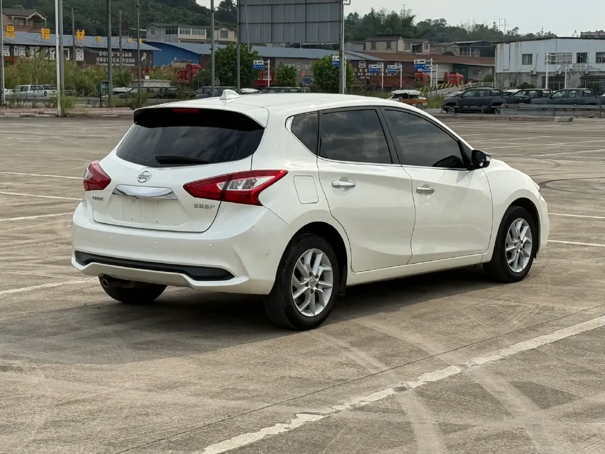 2021 Nissan Tiida 1.6L 122HP L4 CVT,autocango,china used car exporter,china ev exporter,chinese used car exporter,chinese used ev exporter