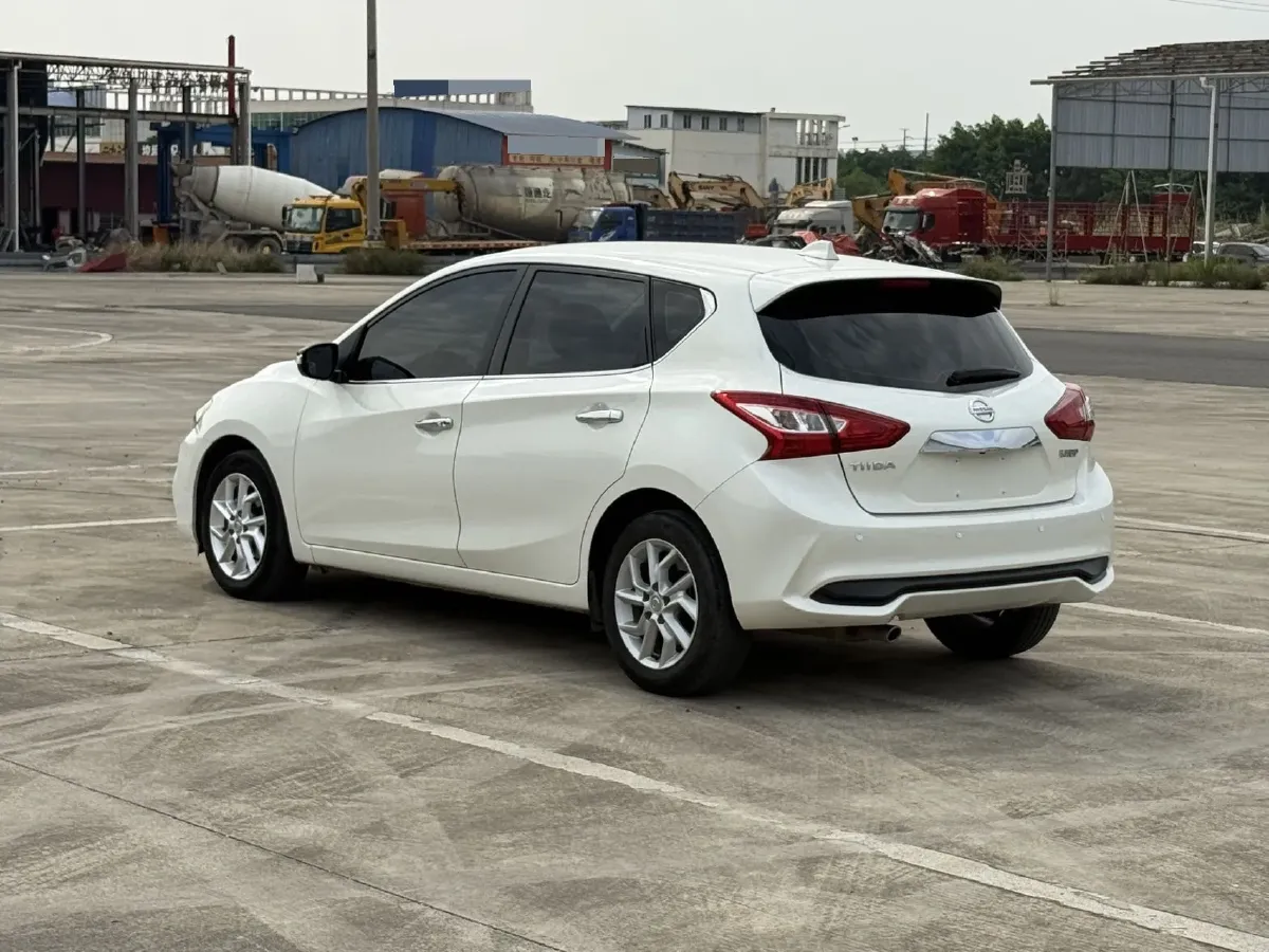 2021 Nissan Tiida 1.6L 122HP L4 CVT,autocango,china used car exporter,china ev exporter,chinese used car exporter,chinese used ev exporter